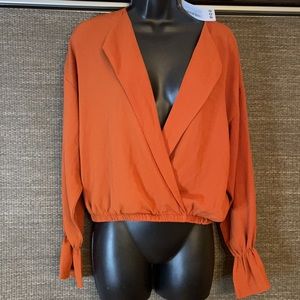 NWT Boohoo Crop Top. Size 10